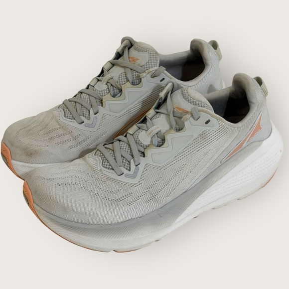 Altra Shoes - Altra FWD VIA Running Shoes Women's 9.5 Gray 4mm Low Drop Rocker Foot Shape